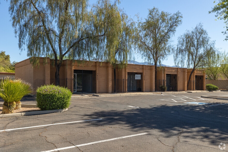 1637-1643 E Prince Rd, Tucson, AZ for lease - Primary Photo - Image 1 of 12