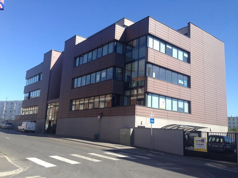 5 Rue Du Président Franklin Roosevelt, Reims à louer - Photo du bâtiment - Image 2 de 6