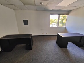 7177 Brockton Ave, Riverside, CA for lease Interior Photo- Image 2 of 5