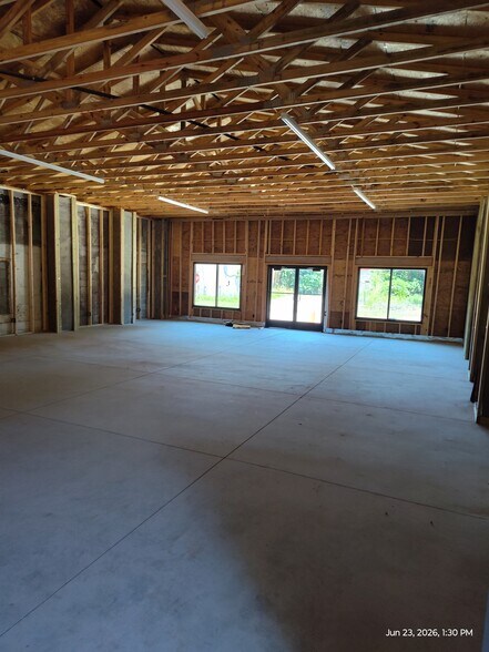 104 Central Ave, Gray Court, SC à vendre - Photo intérieure - Image 2 de 3