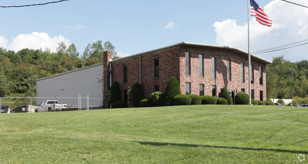 101 Kennedy Rd, Charleroi, PA à vendre - Photo du bâtiment - Image 1 de 1