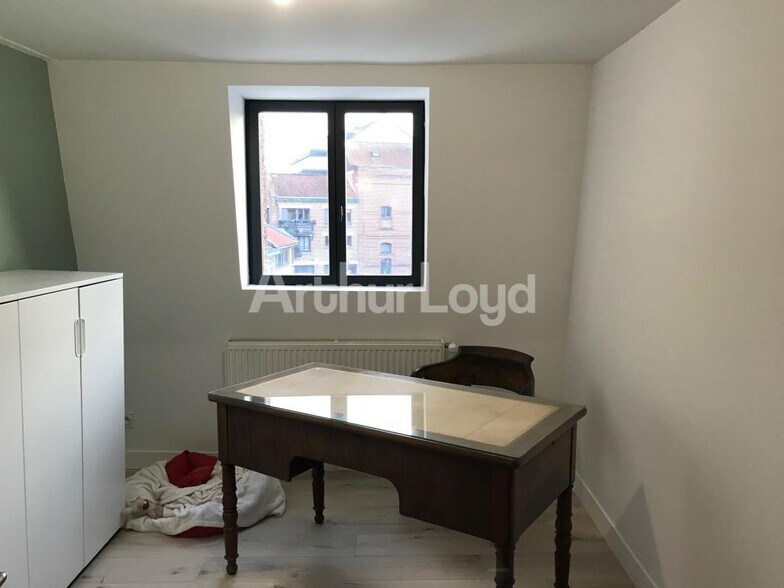 Office in La Madeleine for sale - Building Photo - Image 3 of 8