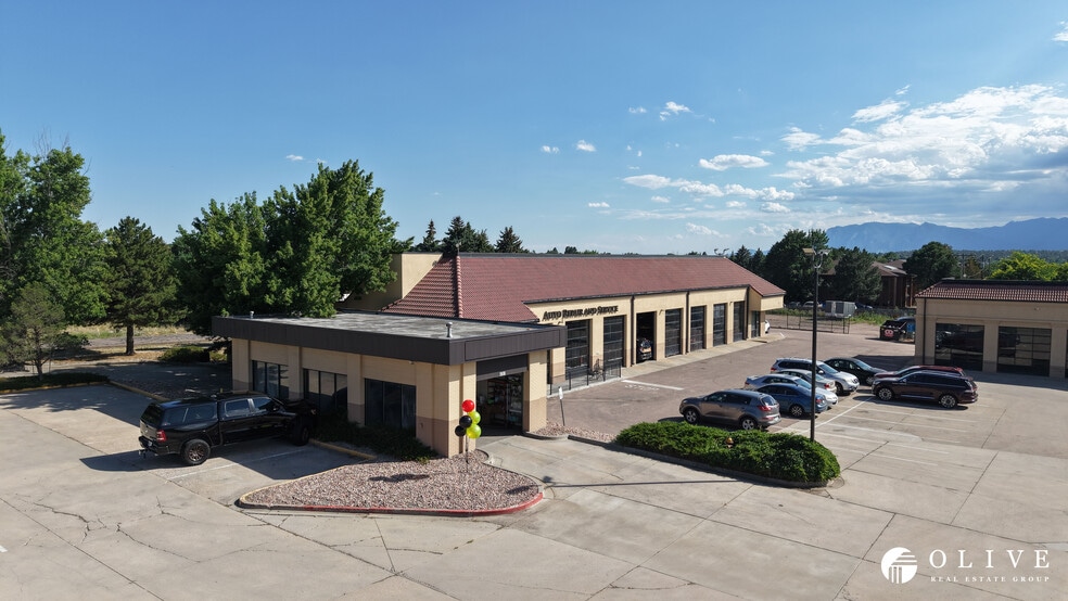 4391 Austin Bluffs Pky, Colorado Springs, CO for lease - Building Photo - Image 2 of 17