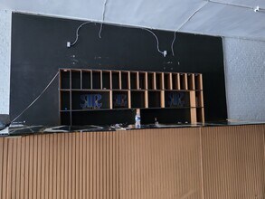 2290-2310 Cascade Rd SW, Atlanta, GA for lease Interior Photo- Image 1 of 6
