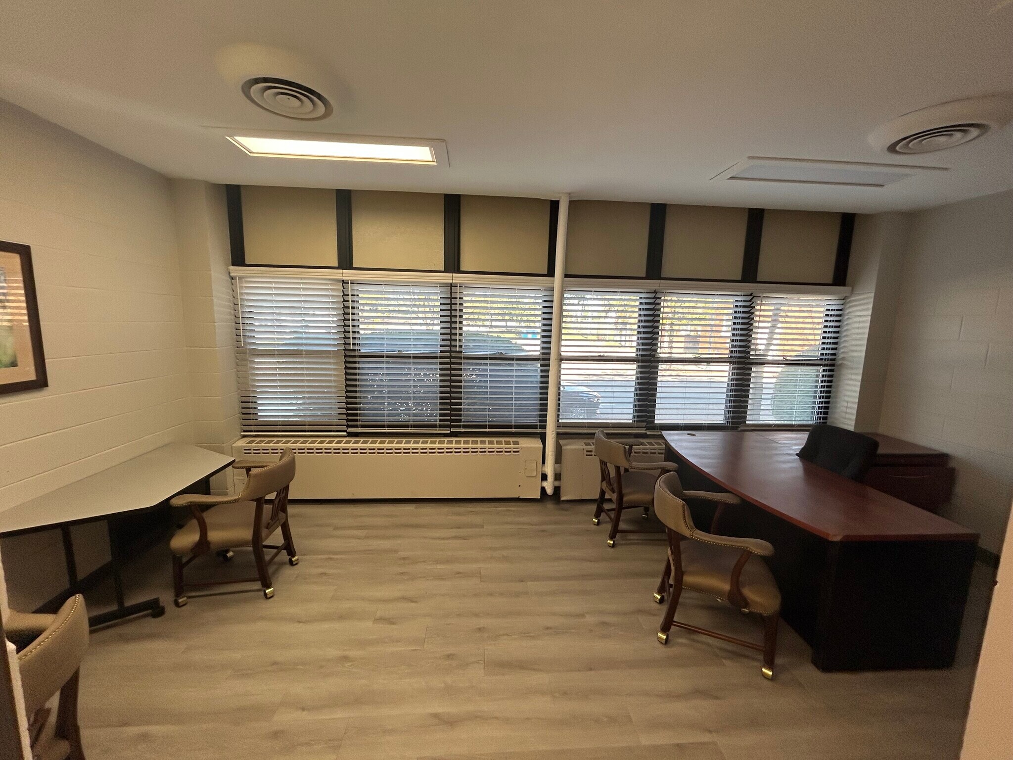 311 N Ottawa St, Joliet, IL for lease Interior Photo- Image 1 of 1