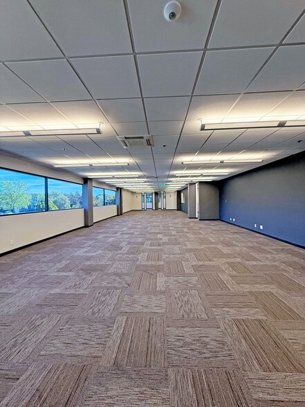 1330 N Dutton Ave, Santa Rosa, CA for sale - Interior Photo - Image 3 of 13