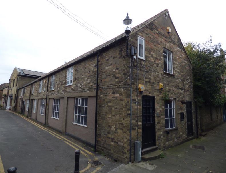 Freechurch Passage, St Ives for lease Primary Photo- Image 1 of 2