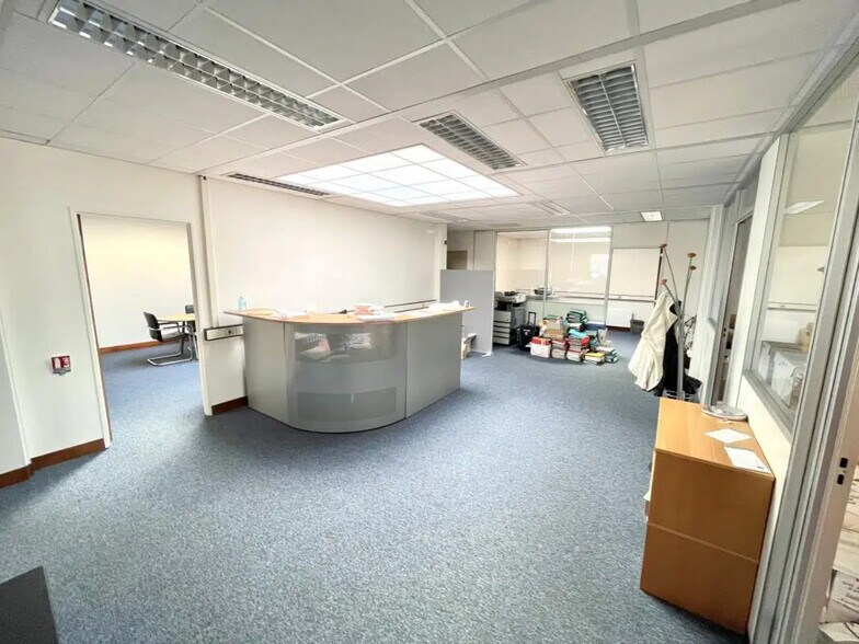 Bureau dans Saint-Germain-en-Laye à vendre - Photo intérieure - Image 3 de 6