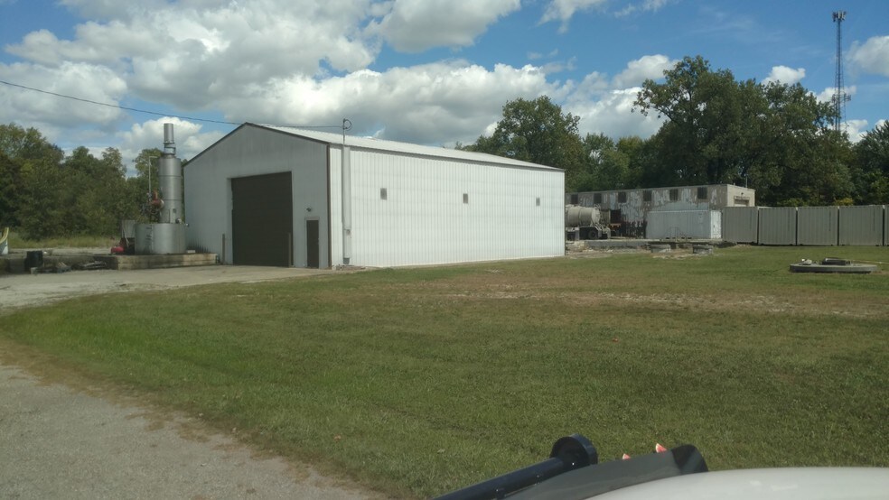 600 S Camp Ave, Olney, IL à vendre - Photo du bâtiment - Image 2 de 22
