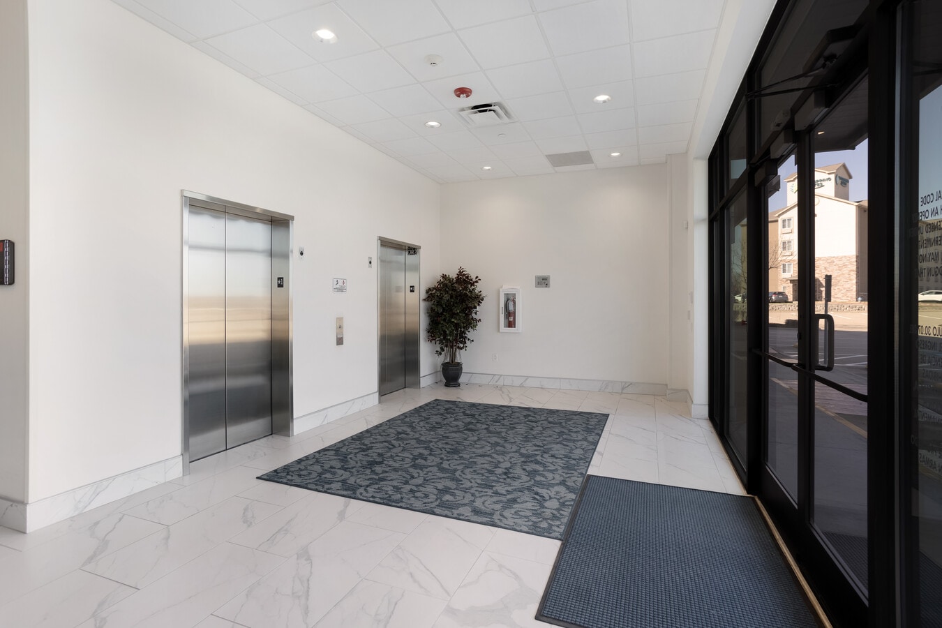 4200 Mapleshade Ln, Plano, TX 75093 - Unité Unit 200 -  - Photo intérieure - Image 1 of 26