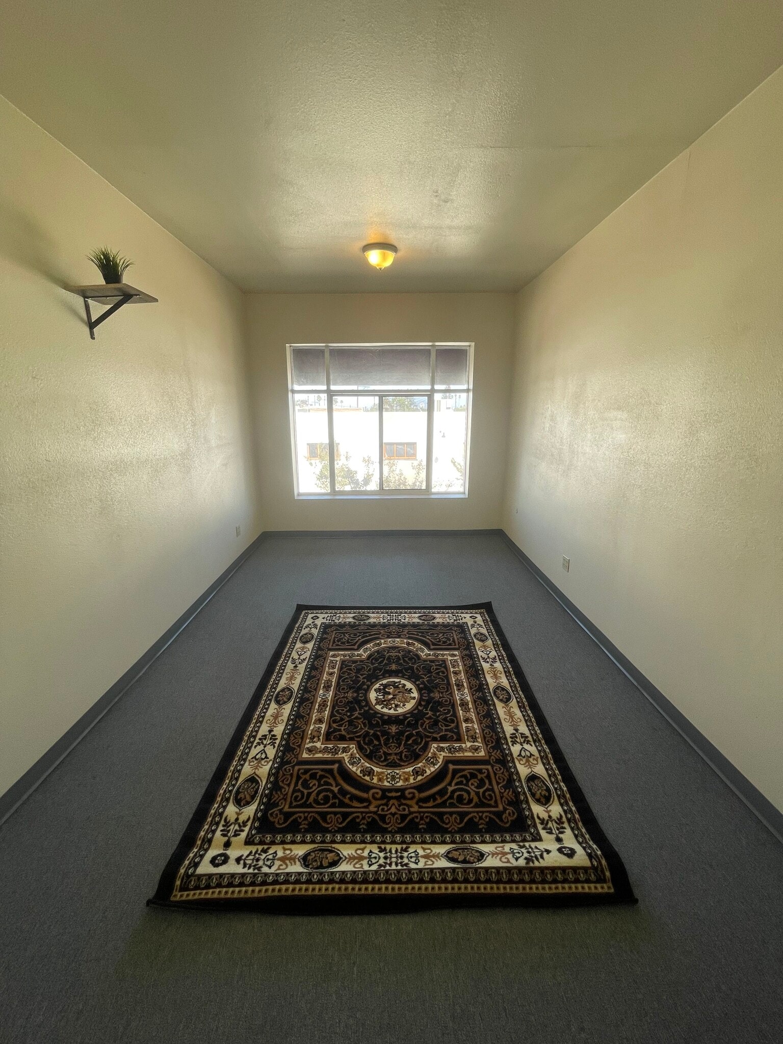 5344 Long Beach Blvd, Long Beach, CA à louer Photo intérieure- Image 1 de 2