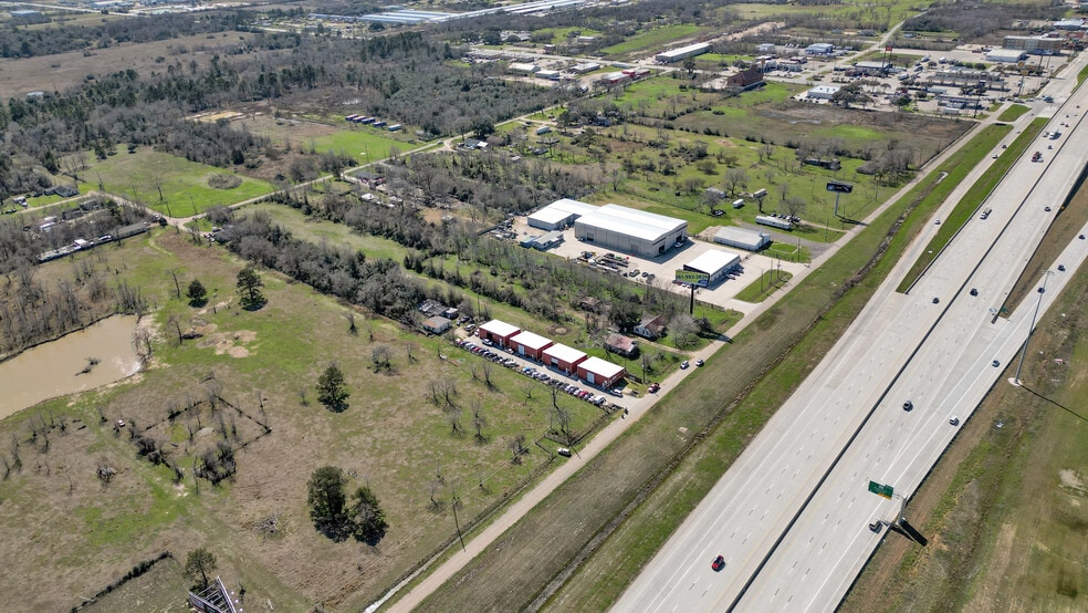 3615 10th St, Brookshire, TX for sale - Primary Photo - Image 1 of 11