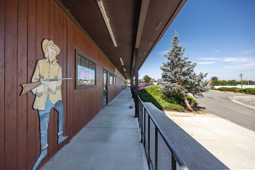 7509 W Deschutes Rd, Kennewick, WA à vendre - Photo du bâtiment - Image 2 de 28