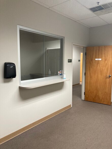 533 Washington Ave, Bridgeville, PA à louer - Photo intérieure - Image 3 de 9