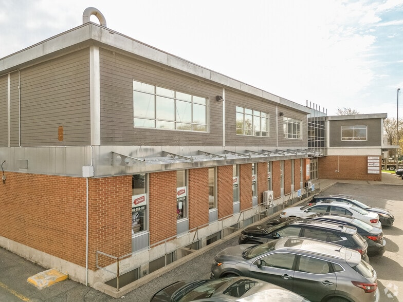 1900 Av Mailloux, Québec, QC for lease - Building Photo - Image 2 of 3