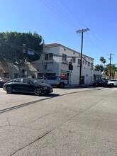 251 N Larchmont Blvd, Los Angeles, CA à louer Photo intérieure- Image 1 de 2