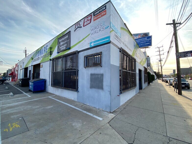11600-11614 W Olympic Blvd, Los Angeles, CA à louer - Photo du bâtiment - Image 2 de 3