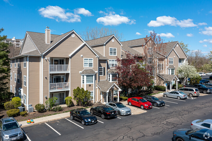 500 Falls Blvd, Quincy, MA à vendre - Photo principale - Image 1 de 1