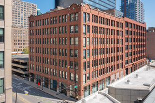 601 S LaSalle St, Chicago IL - Parking Garage