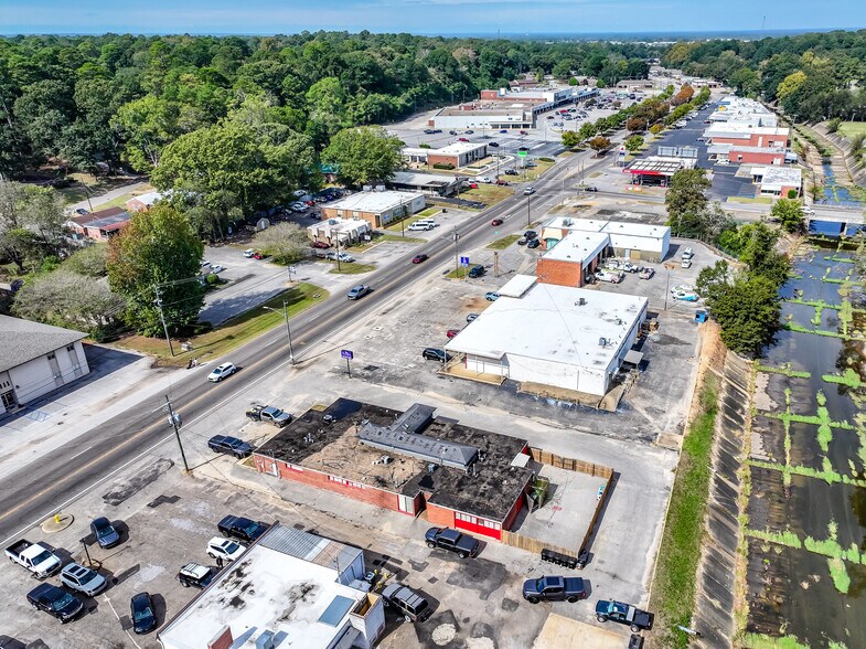 112 Coliseum Blvd, Montgomery, AL à vendre - Photo du bâtiment - Image 2 de 10