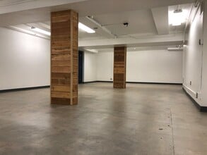 3901 SE Naef Rd, Portland, OR for lease Interior Photo- Image 2 of 12