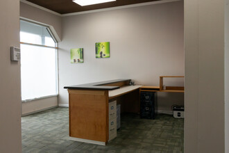 22315 Highway 99, Edmonds, WA for lease Interior Photo- Image 2 of 8