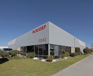 Plus de détails pour 13962 Enterprise Dr, Garden Grove, CA - Industriel à louer