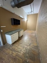 500 E 3rd St, Dayton, OH à louer Photo intérieure- Image 1 de 2