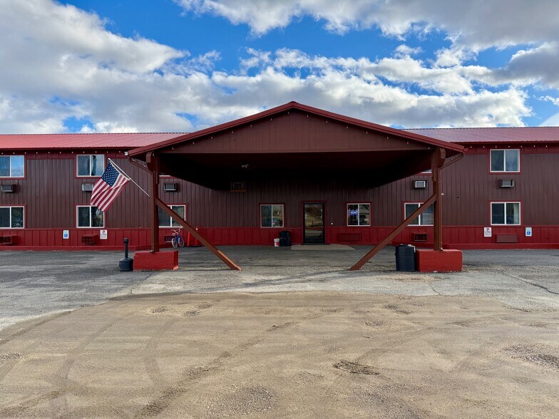 1150 N Main St, Deer Lodge, MT à vendre - Photo du bâtiment - Image 3 de 35