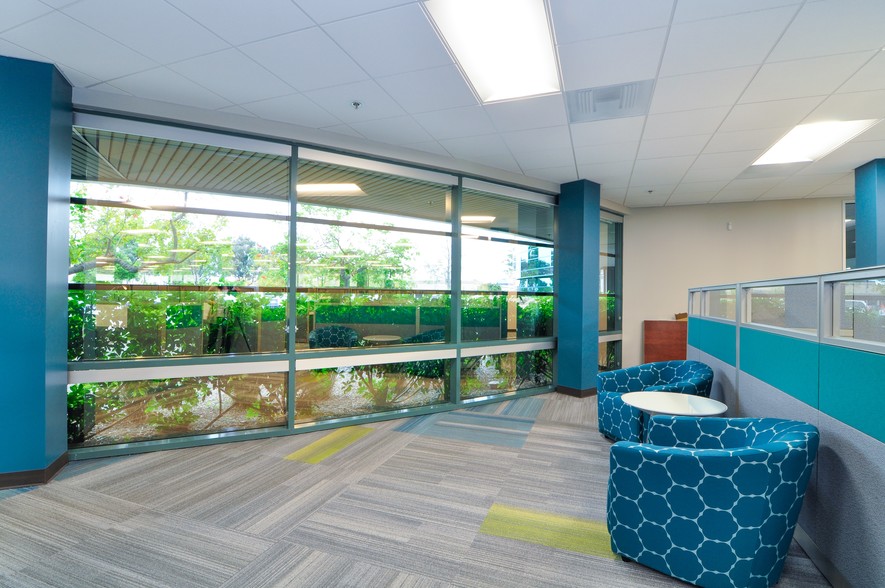 8911 Balboa Ave, San Diego, CA for sale - Interior Photo - Image 3 of 6