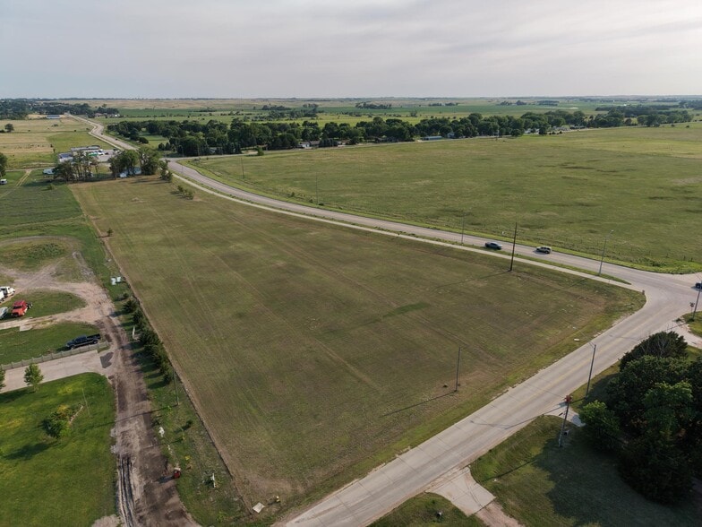 2311 W Walker Rd, North Platte, NE à vendre - Photo du bâtiment - Image 3 de 15