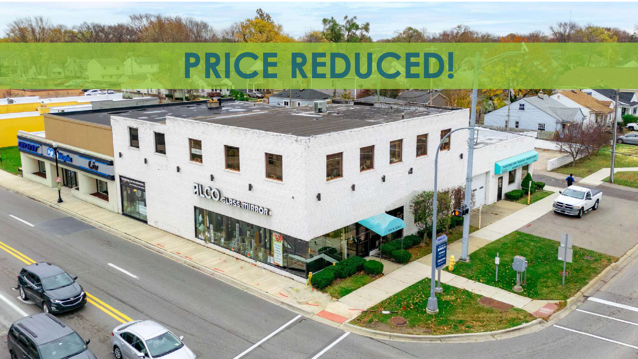 4195 12 Mile Rd, Berkley, MI à vendre Photo du bâtiment- Image 1 de 14