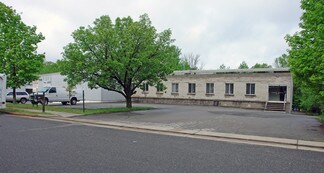 Plus de détails pour 7904 Hill Park Ct, Lorton, VA - Industriel à louer