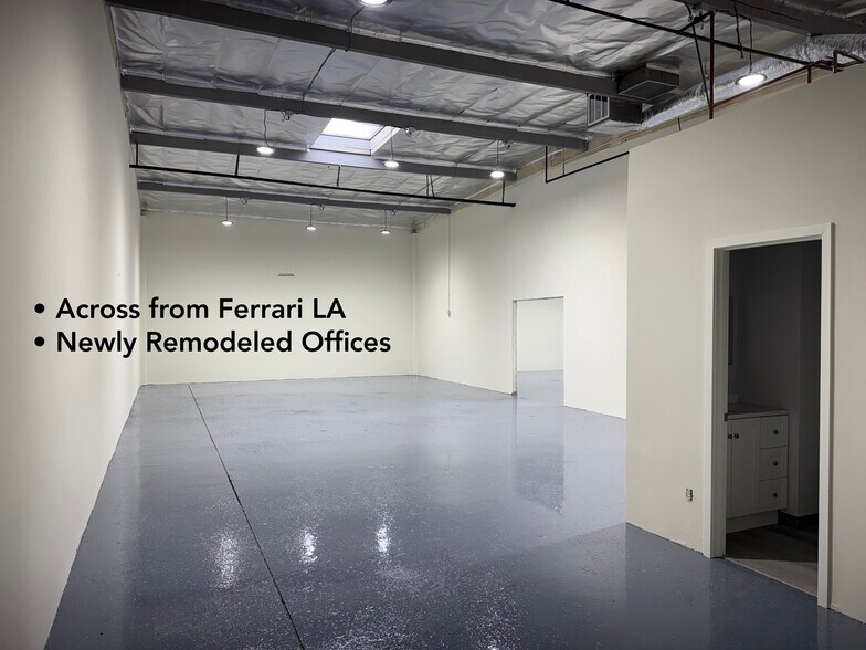 7020 Hayvenhurst Ave, Van Nuys, CA à louer - Photo du bâtiment - Image 1 de 14