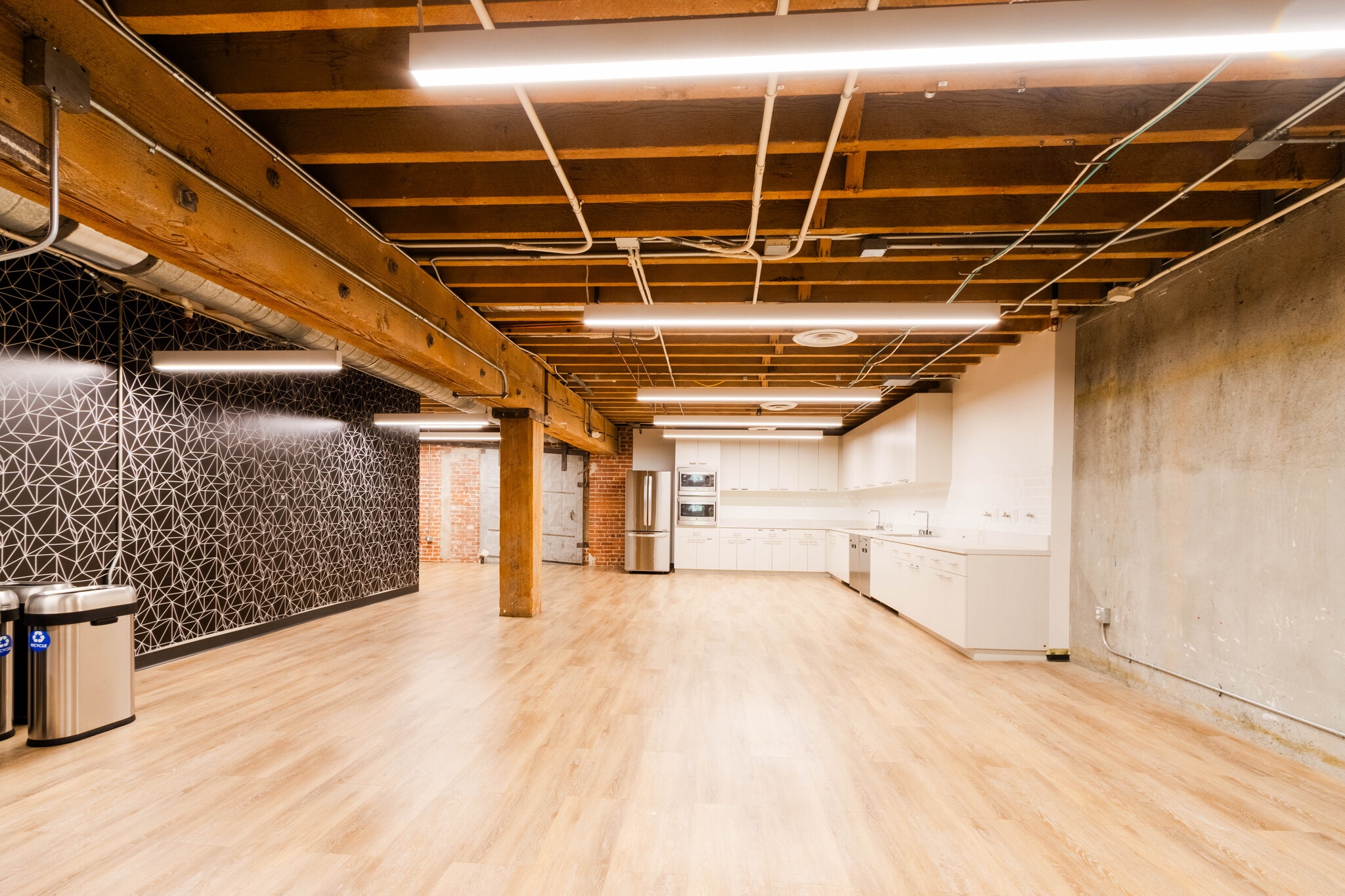 625 2nd St, San Francisco, CA for lease Interior Photo- Image 1 of 5