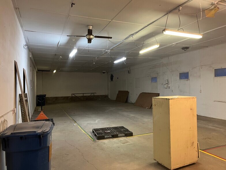 1124 E Houston St, San Antonio, TX for sale - Interior Photo - Image 3 of 9