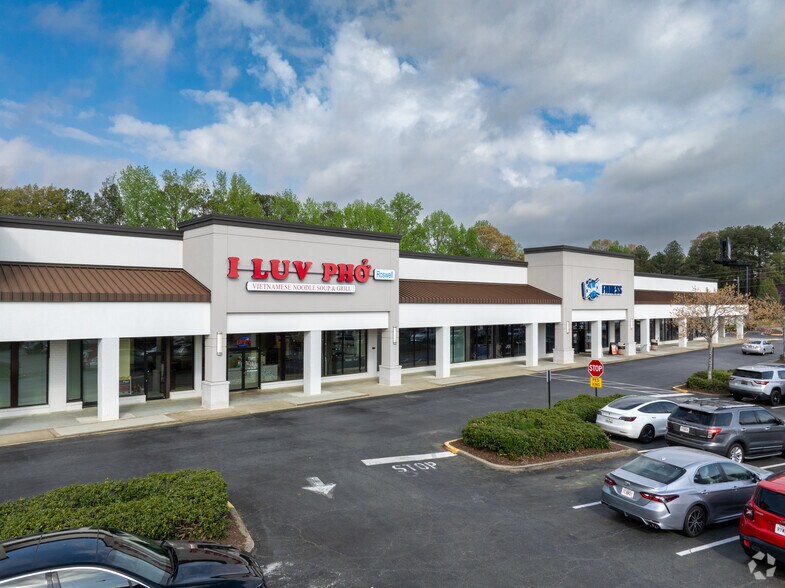593-659 Holcomb Bridge Rd, Roswell, GA à louer - Photo du bâtiment - Image 1 de 11
