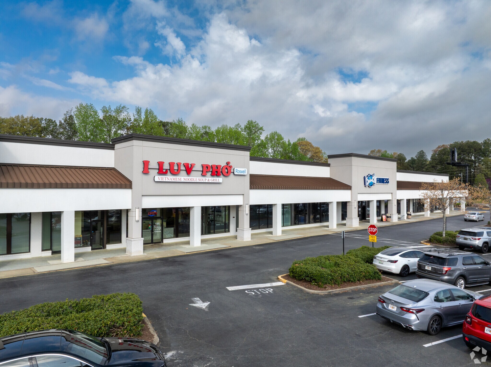 593-659 Holcomb Bridge Rd, Roswell, GA à louer Photo du bâtiment- Image 1 de 12
