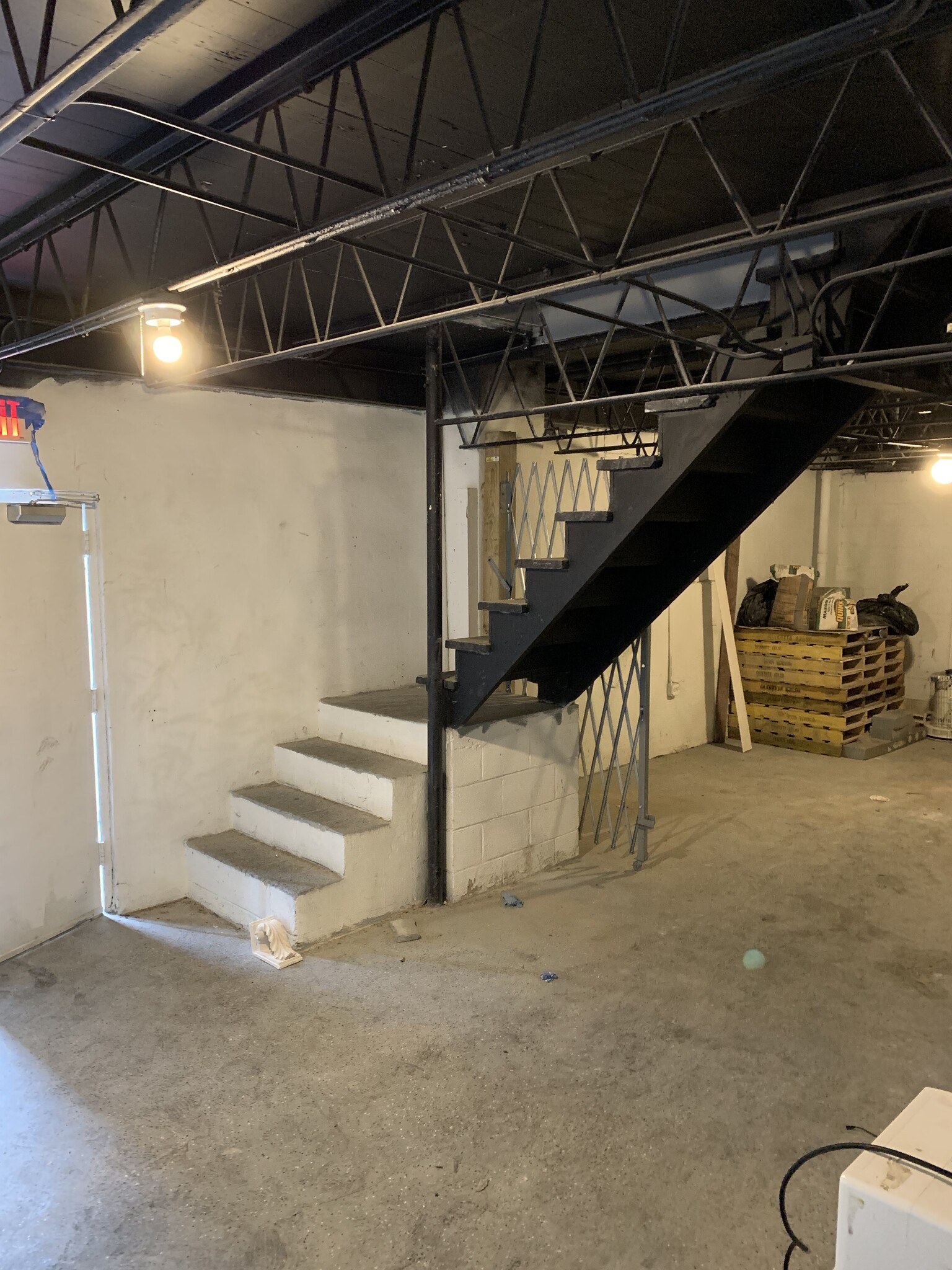 1275 Pryor Rd SW, Atlanta, GA à vendre Photo intérieure- Image 1 de 15