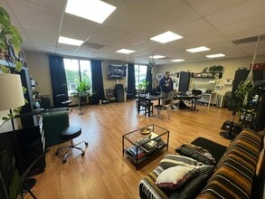 5875 El Cajon Blvd, San Diego, CA à louer Photo intérieure- Image 2 de 9