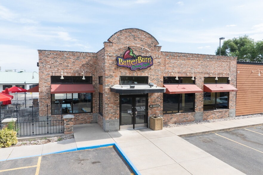 1138 Yellowstone, Pocatello, ID for sale - Building Photo - Image 2 of 43