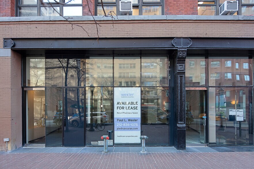 523 E 72nd St, New York, NY à louer - Photo du bâtiment - Image 2 de 4