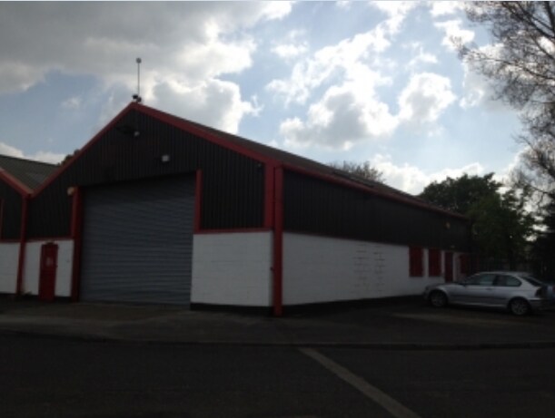 Station Rd, Guiseley à louer - Photo du bâtiment - Image 3 de 3