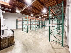 26235-26269 Research Rd, Hayward, CA à louer Photo intérieure- Image 2 de 6