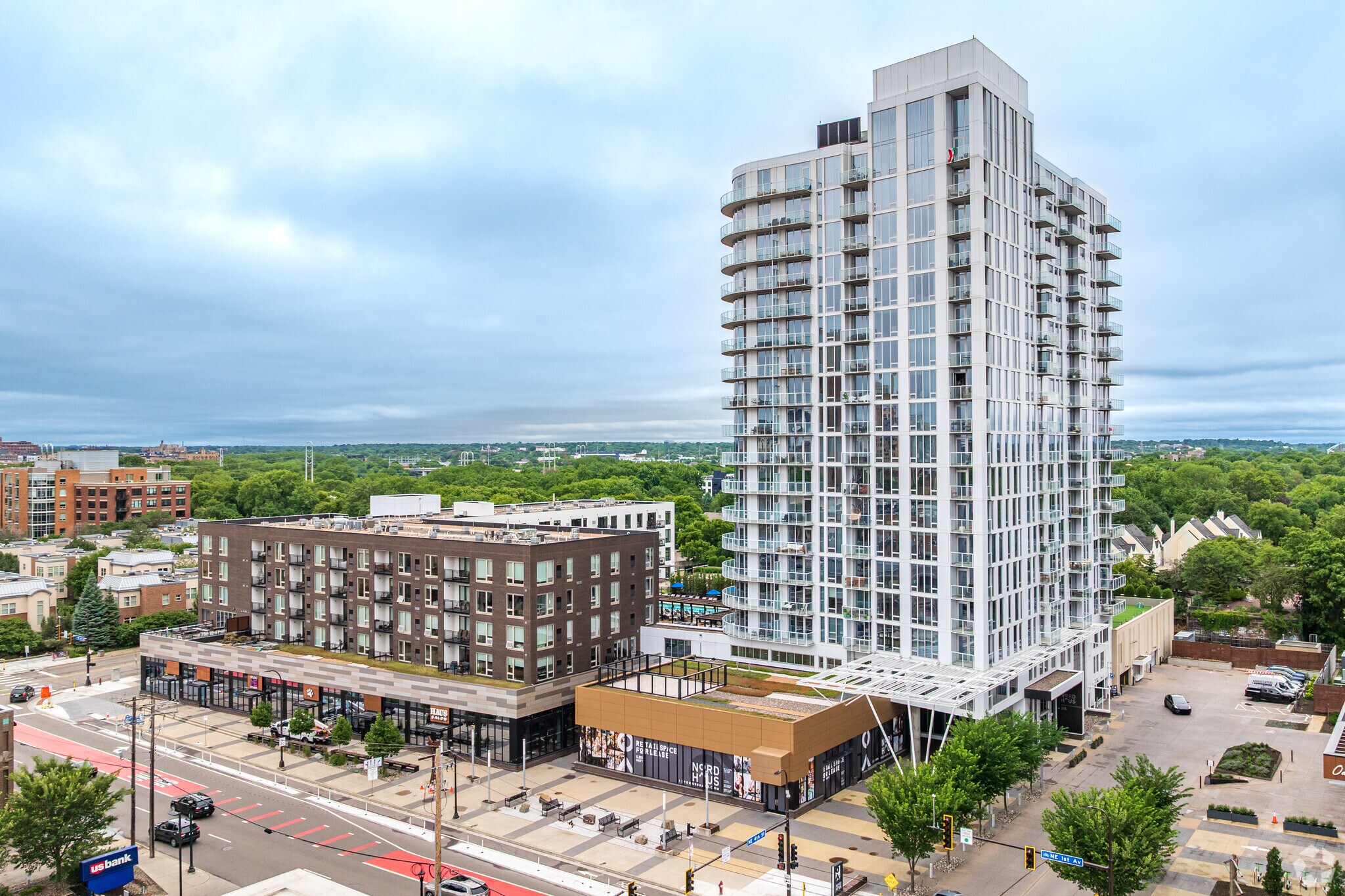 309-315 1st Ave NE, Minneapolis, MN for lease Primary Photo- Image 1 of 116