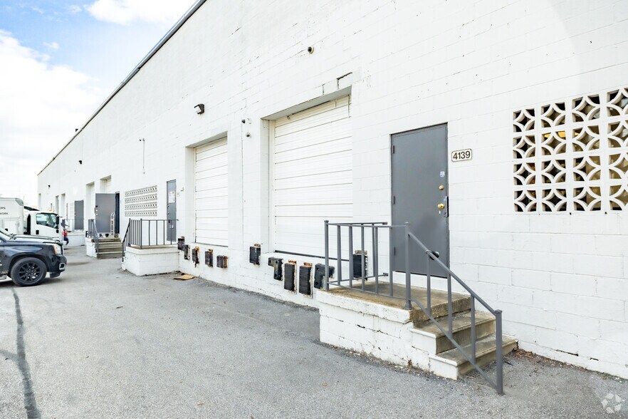 4121-4137 Amos Ave, Baltimore, MD à louer - Photo du bâtiment - Image 3 de 38