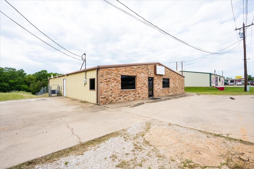 11361 FM 730 N, Azle, TX à vendre - Photo du bâtiment - Image 2 de 16