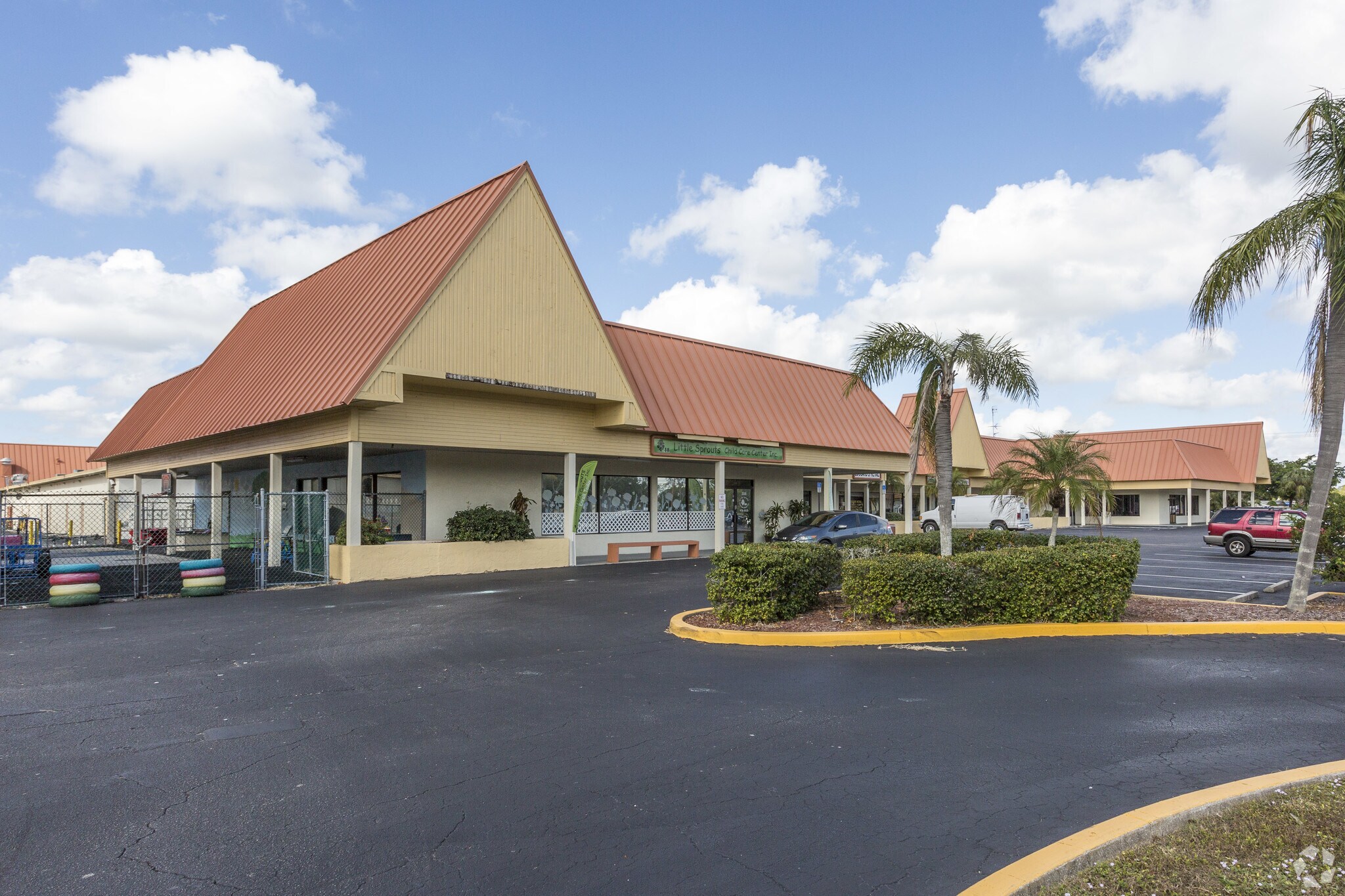 3580-3598 Evans Ave, Fort Myers, FL à louer Photo principale- Image 1 de 9