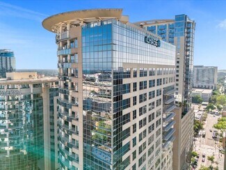 Plus de détails pour 121 S Orange Ave, Orlando, FL - Bureau à louer