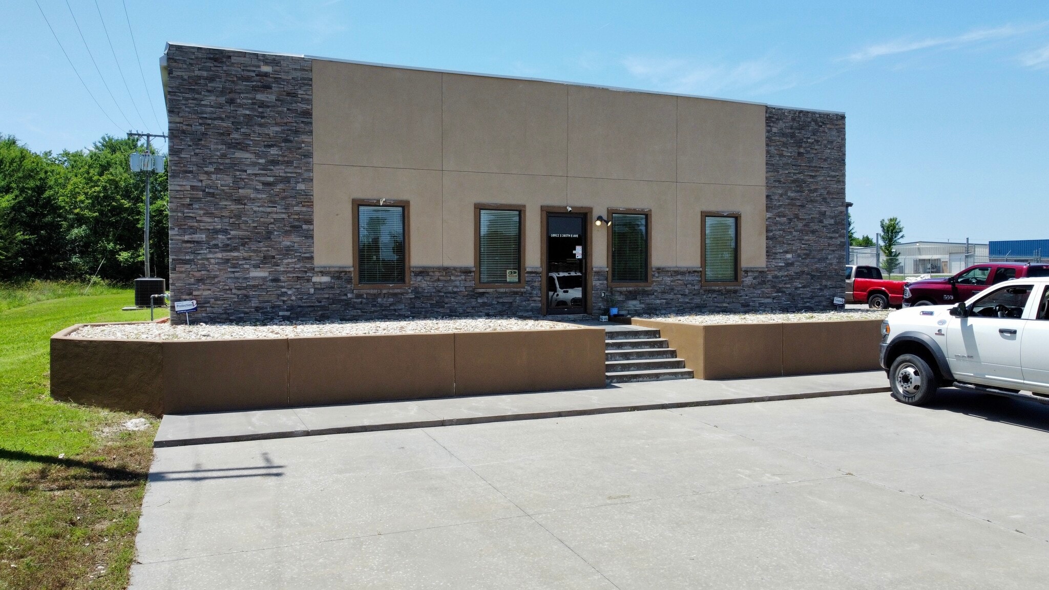 10912 S 264th Ave E, Coweta, OK for sale Building Photo- Image 1 of 14